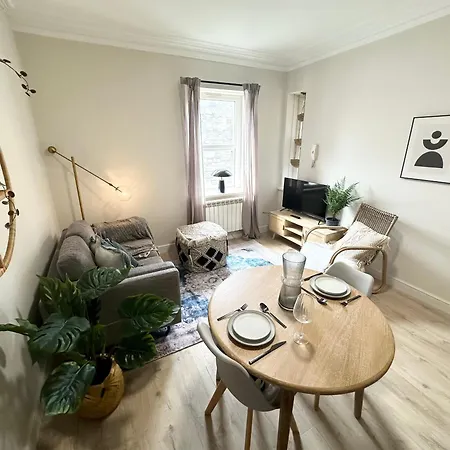 Bank House, Settle, Yorkshire Dales * Settle